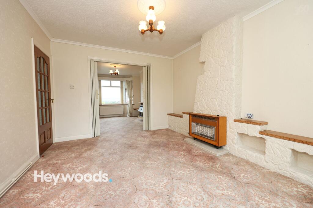 House in Stoke-on-Trent - More
