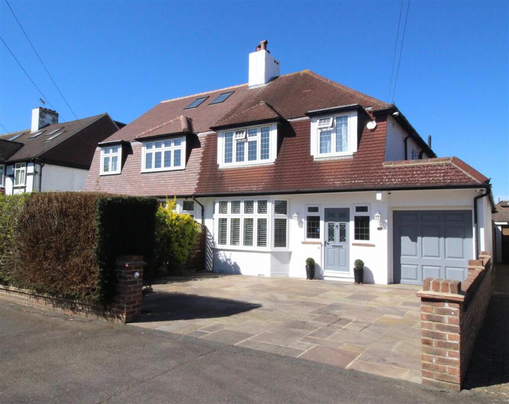 Main image of property: Waverley Road, Stoneleigh