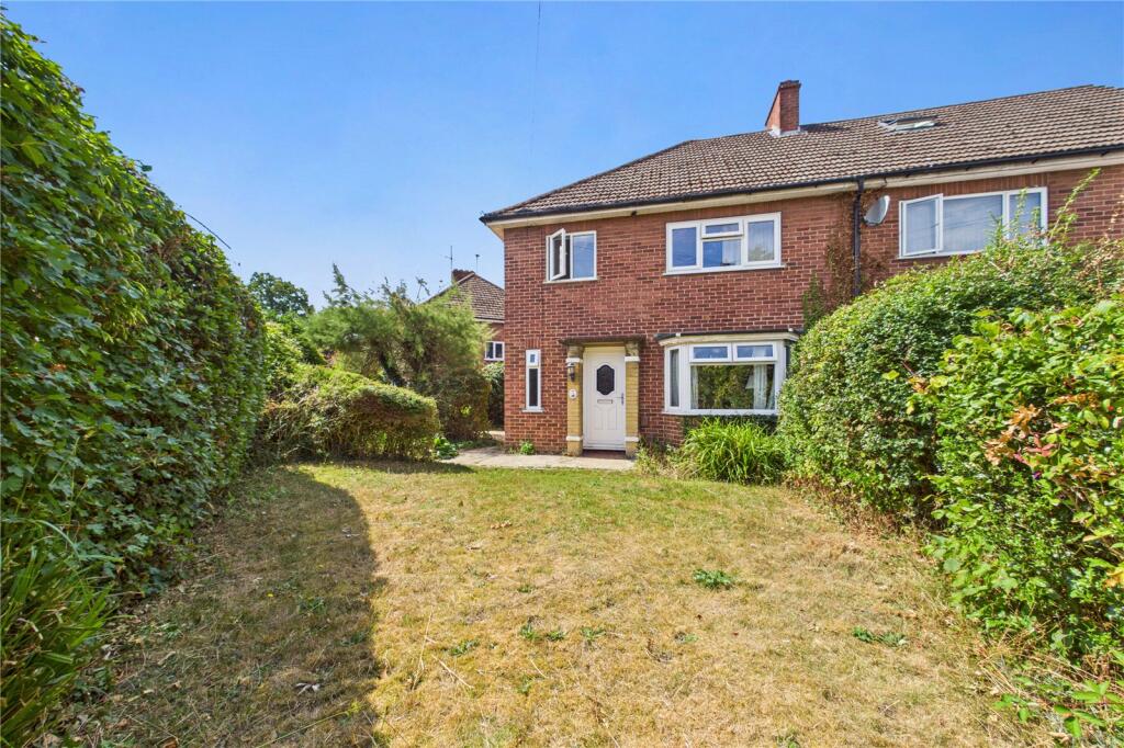 Main image of property: Hildens Drive, Tilehurst, Reading, Berkshire, RG31