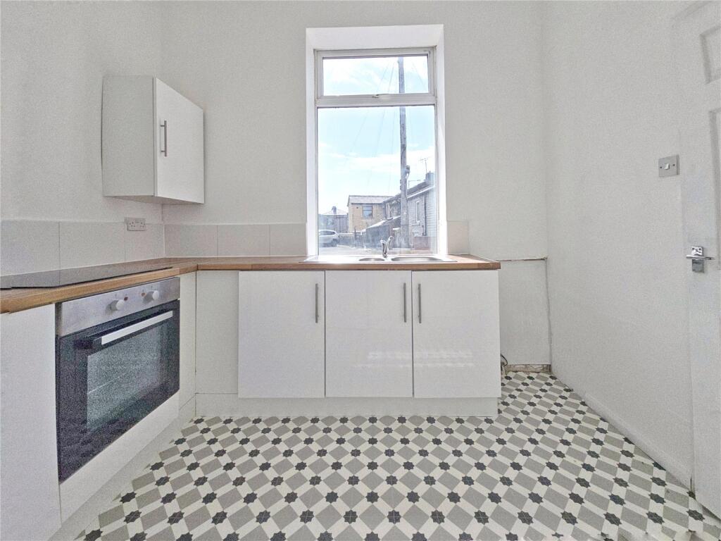Bacup Road, Rawtenstall, Rossendale, BB4 - View 5