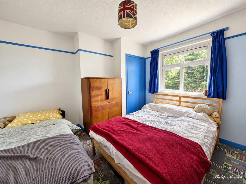 House in Truro, Ruan Lanihorne - More