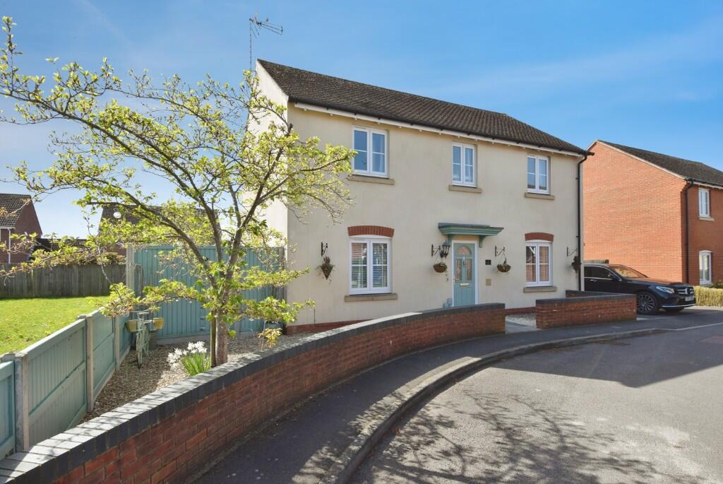 Main image of property: Primrose Place, Durrington, SP4 8FE