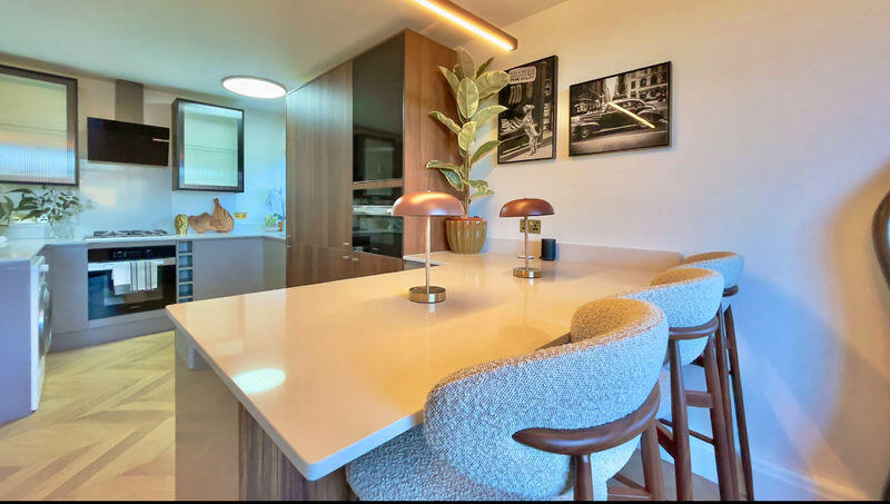 Main image of property: Avenue Road, London