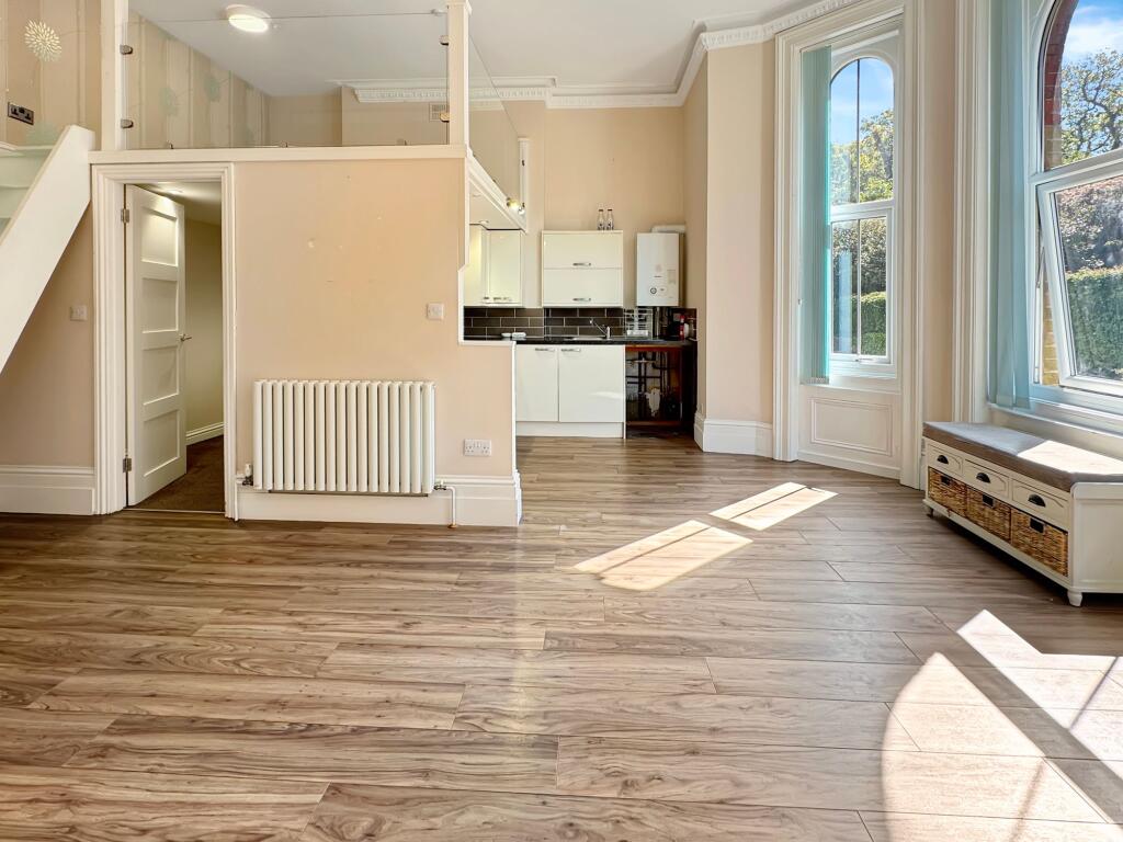 Main image of property: Cliff Road, Thorness House, PO31