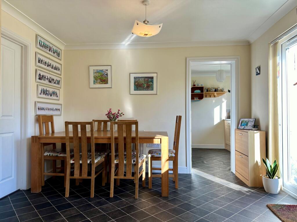 House in Mullion, Trenance - More