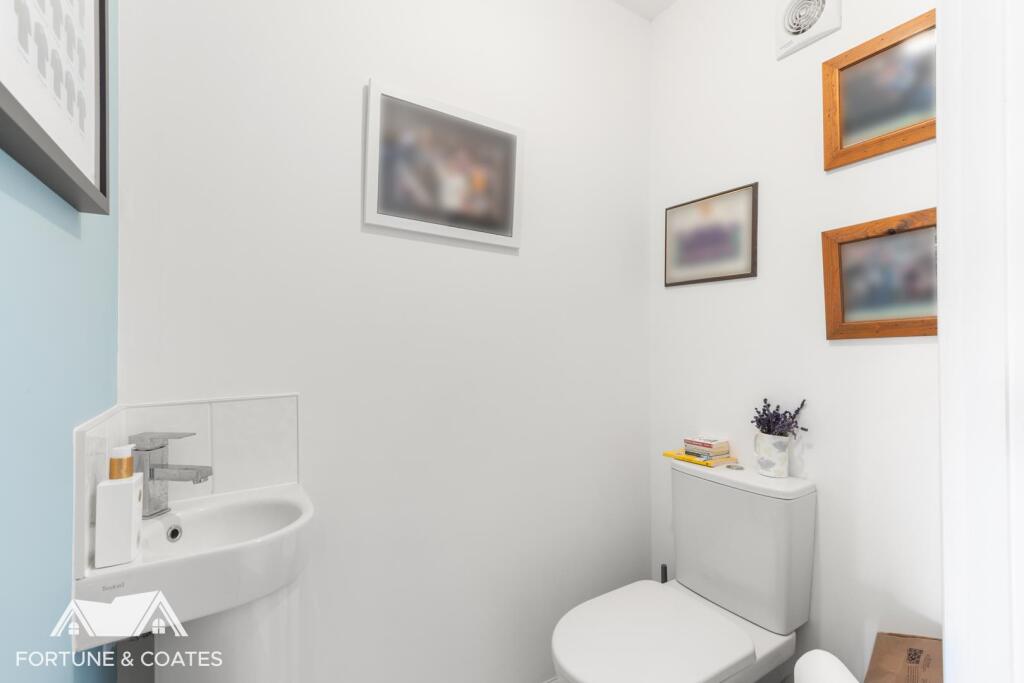 House in Harlow, Gilden Park - More