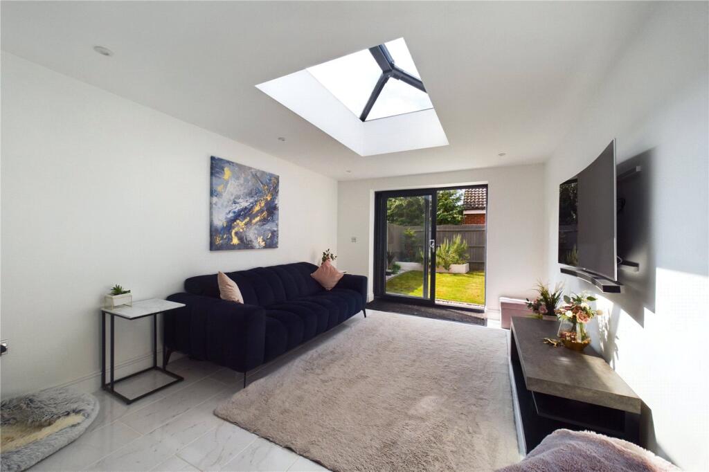House in Reading - View 3