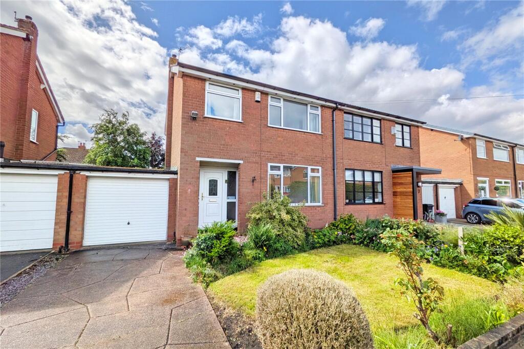 Main image of property: Chinley Close, Heaton Moor, Stockport, SK4