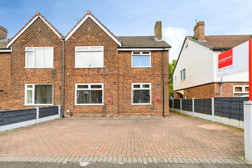 Main image of property: East Drive, Swinton, Manchester, Greater Manchester, M27