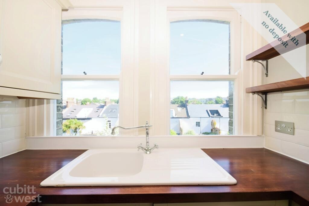 Apartment in Hove, Brunswick - More