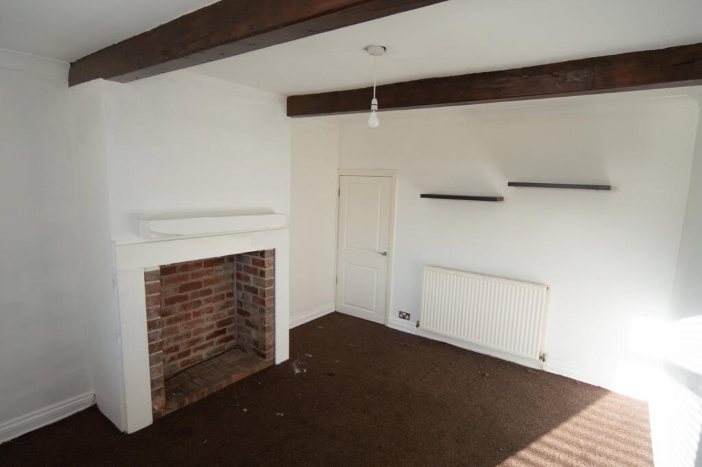 328 Crossley Lane, Mirfield, WF14 0NU photo 2