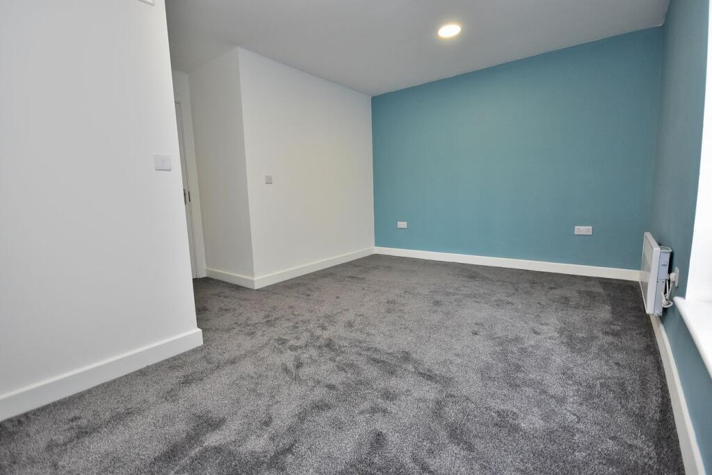 House in Northampton - View 5