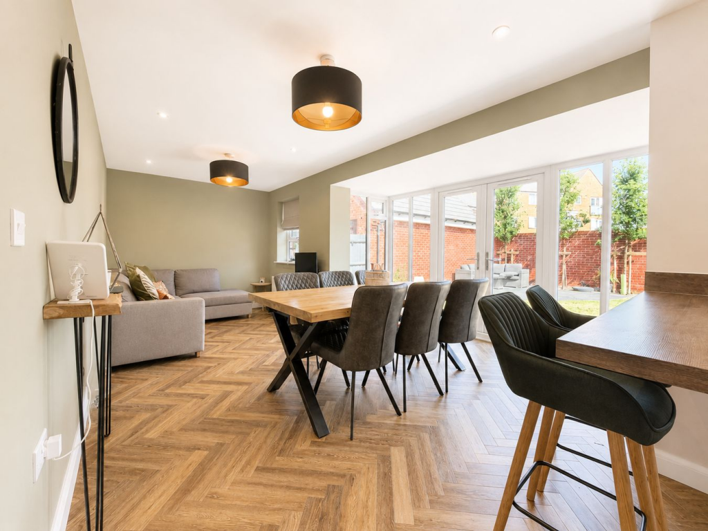 House in Earls Barton - View 3