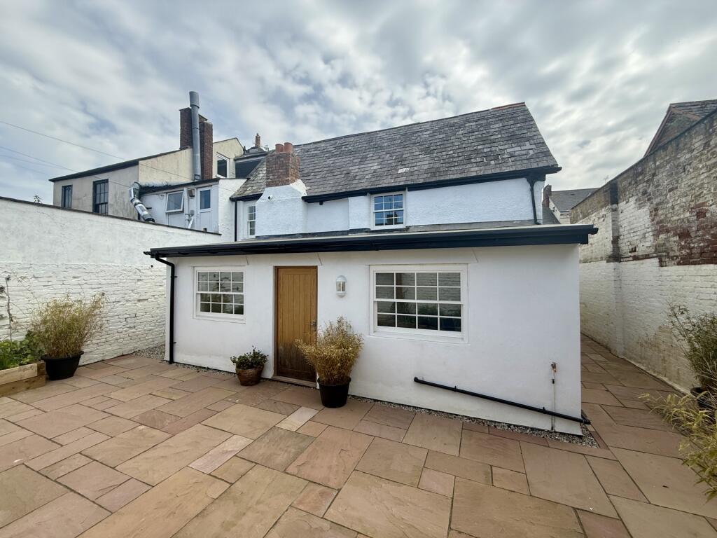 Main image of property: Alphington Road, St Thomas, EX2