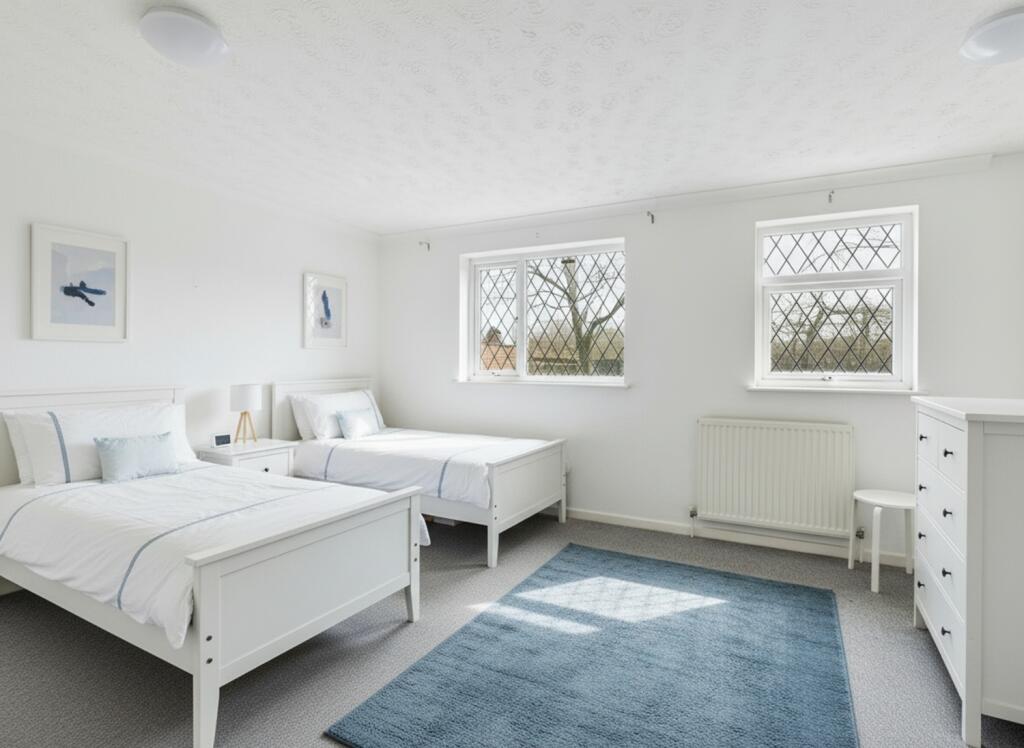 Harefield Road, Blackthorn, Northampton, NN3 photo 4