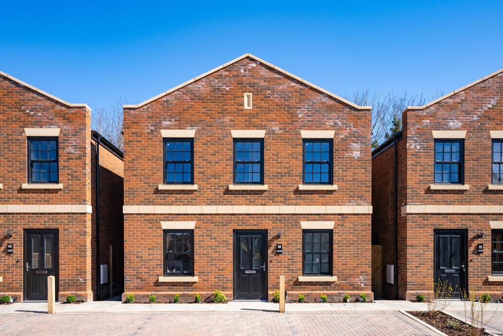 Main image of property: Thaxted Road, Saffron Walden