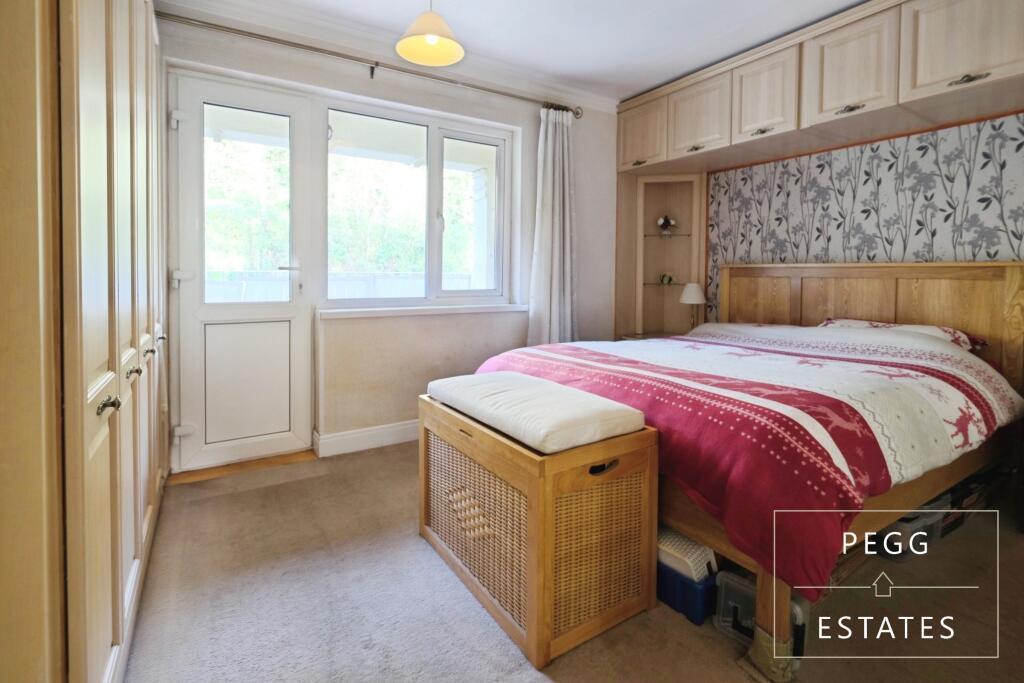 Clennon Court, Torquay photo 4