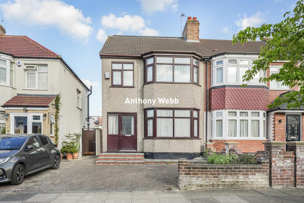 Main image of property: Rylston Road, Palmers Green, N13