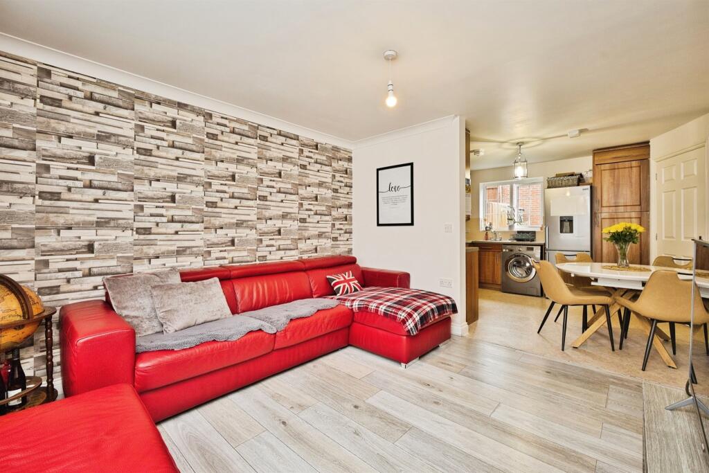 Sherwell Close, Yeovil photo 4