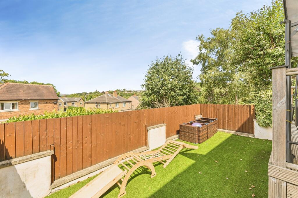 House in Huddersfield, Fenay Bridge, Waterloo - View 5