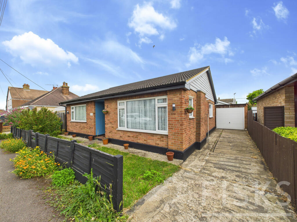 Main image of property: Oxford Road, Canvey Island, SS8
