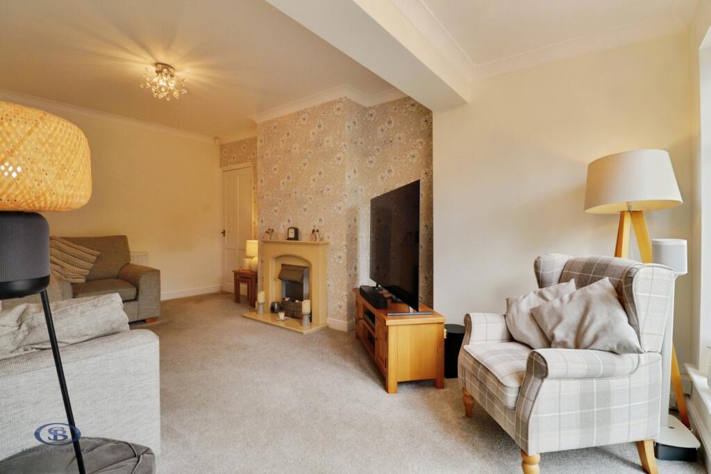 House in Stoke-on-Trent - More