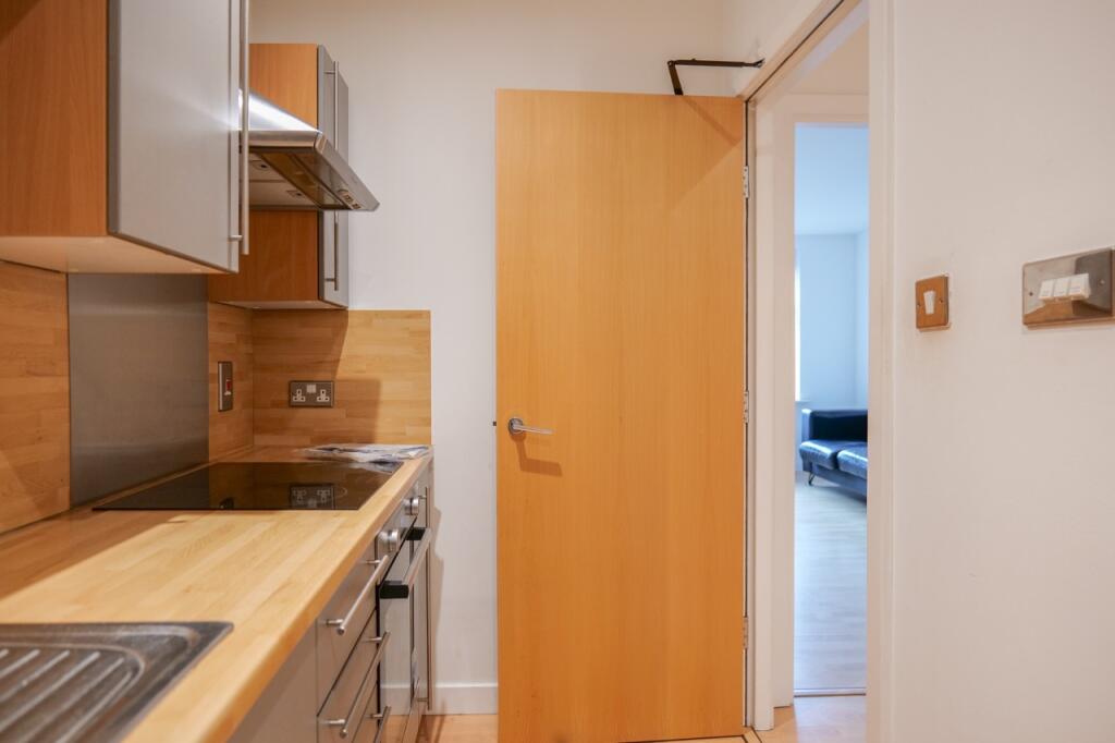 Apartment in Leeds - More