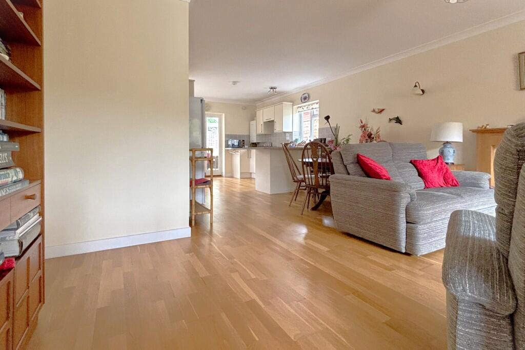 House in Southampton - View 5