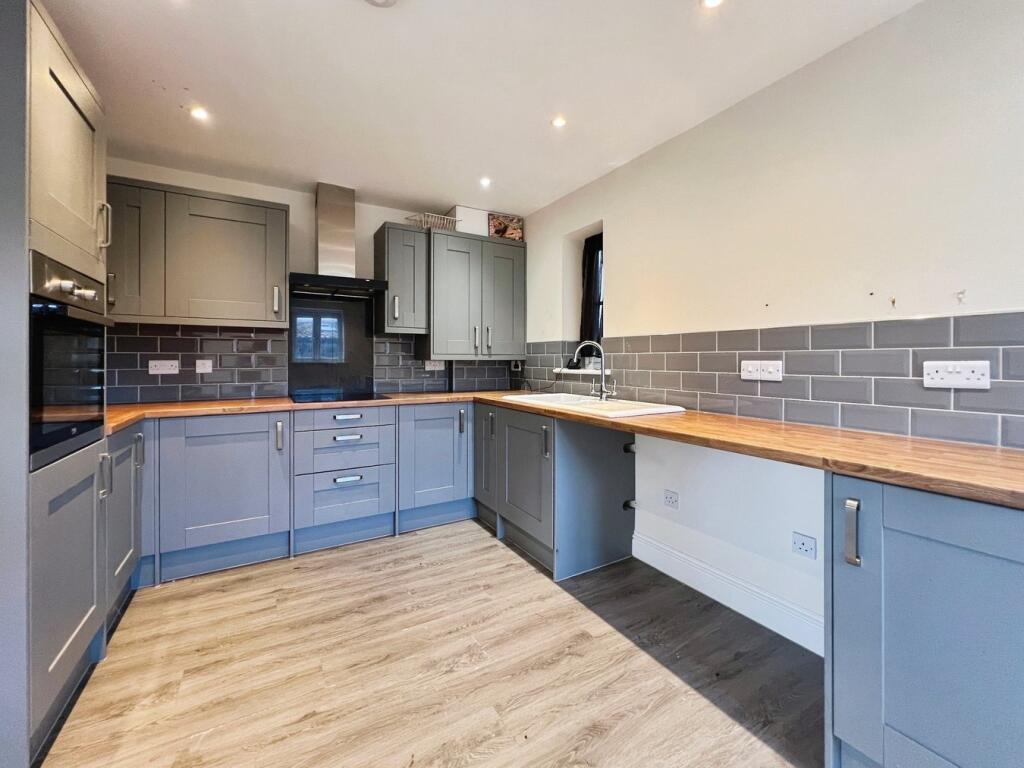 Additional image 3 of Oakfield Road, Street, BA16