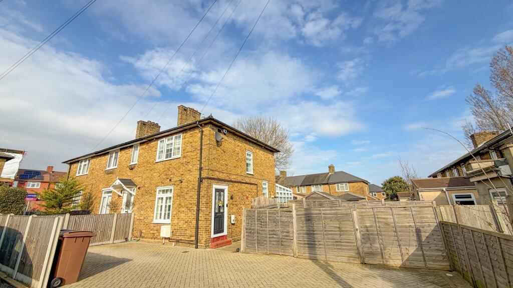 Main image of property: St Albans Grove, Carshalton, Surrey, SM5