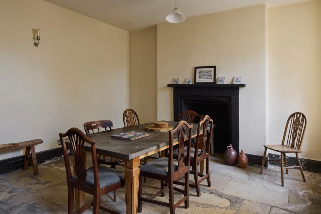 Dockyard Terrace, Sheerness, Kent photo 4