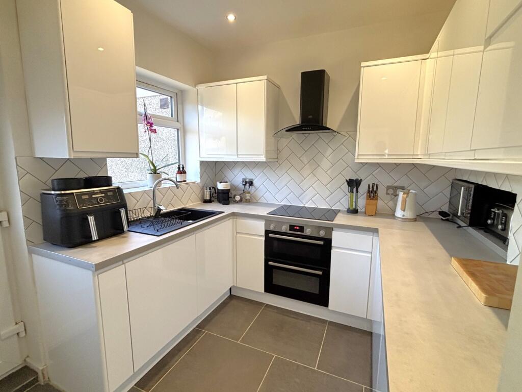 Beech Road, Odsal, Bradford, BD6 photo 4