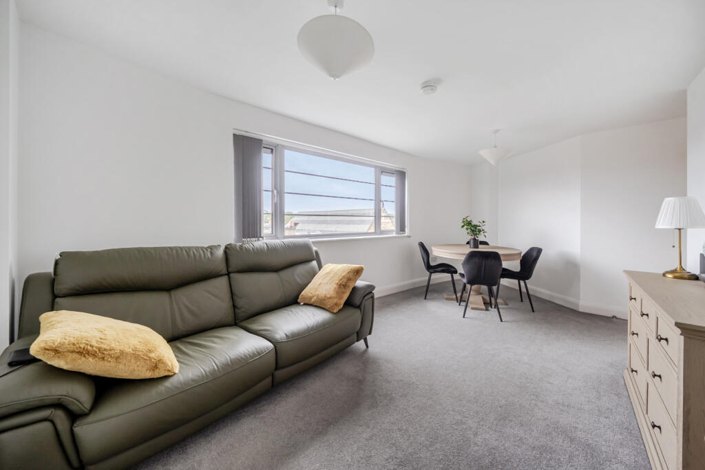 Apartment in London - View 3