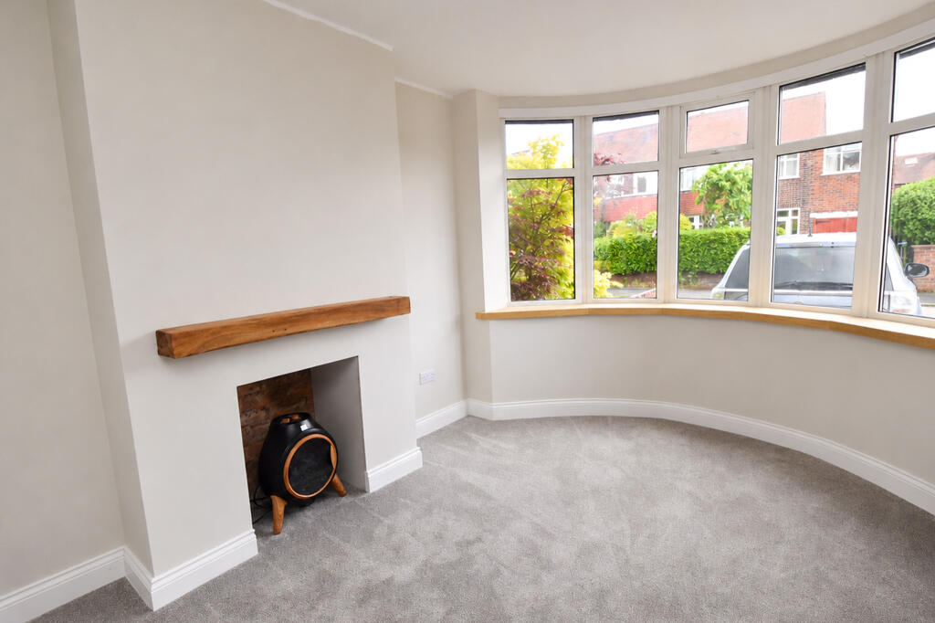 Burford Avenue, Davyhulme, M41 photo 4