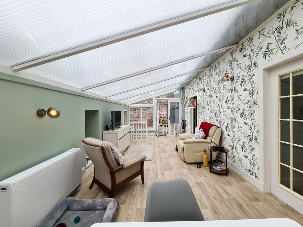 House in Paisley - View 4