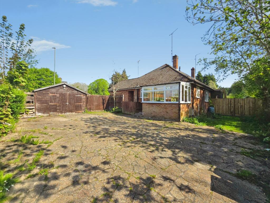 Main image of property: Vale Road, Ash Vale, Surrey, GU12