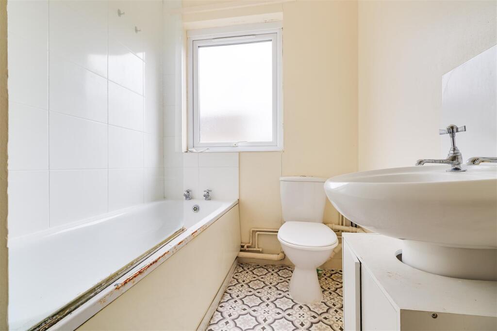 Apartment in Cambridge - More
