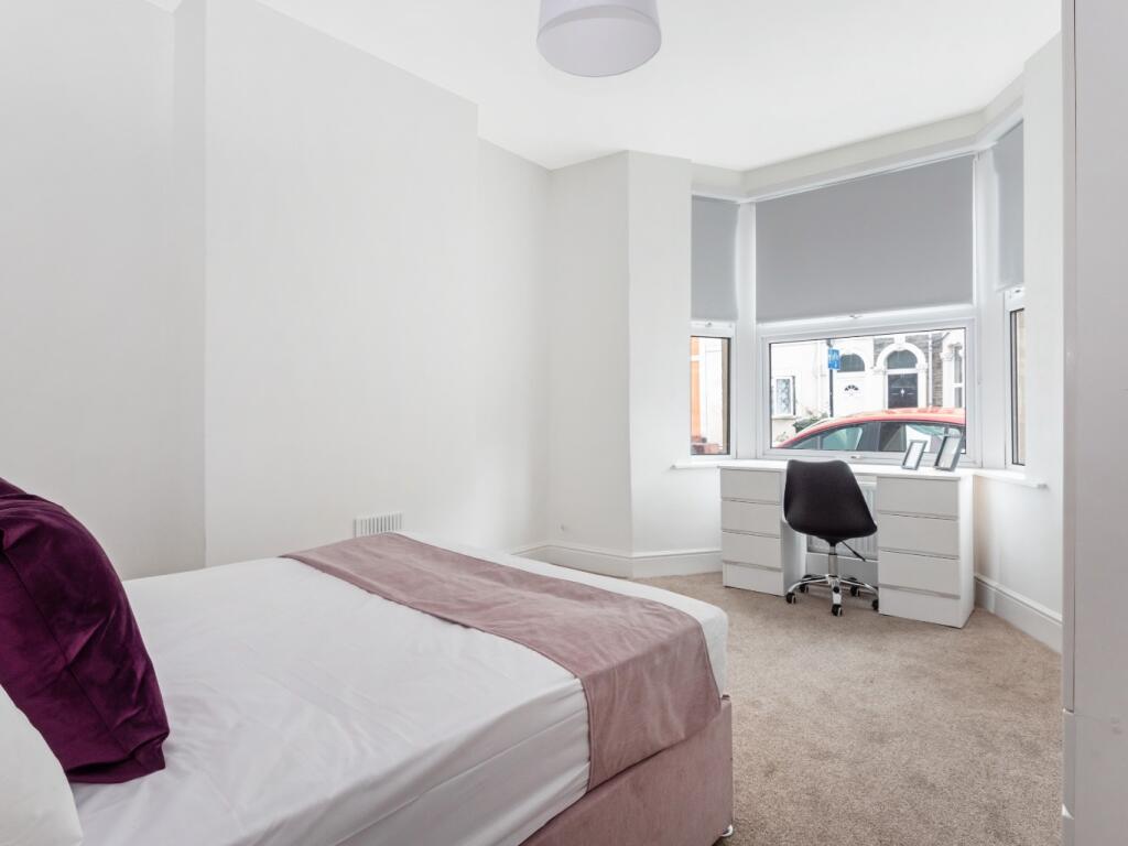 4 bedroom terraced house for rent