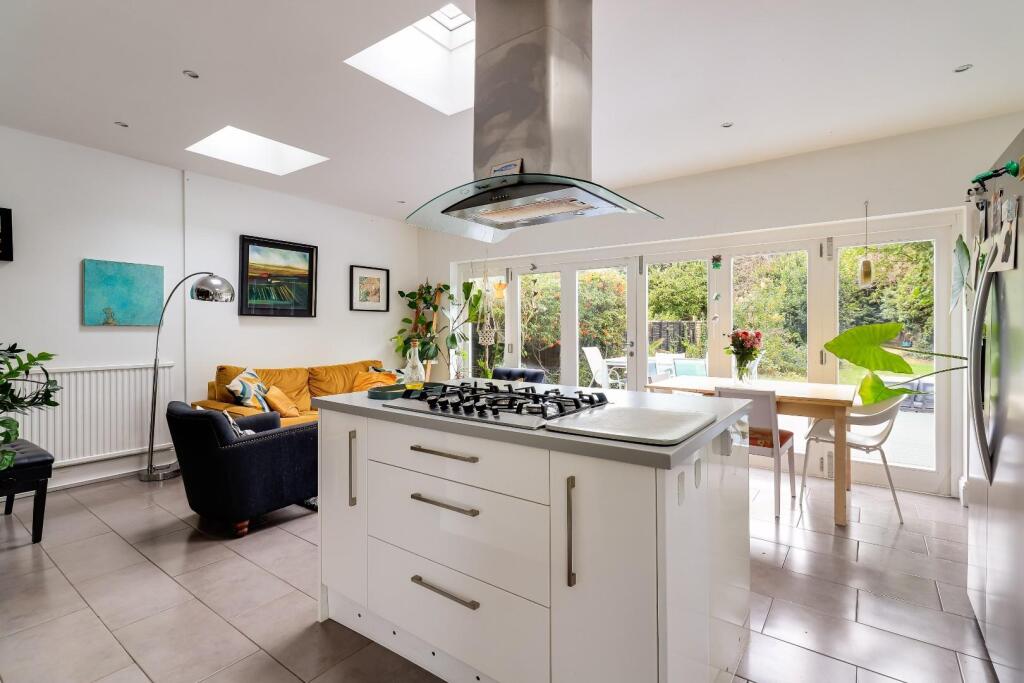 House in Cambridge, Chesterton - View 4
