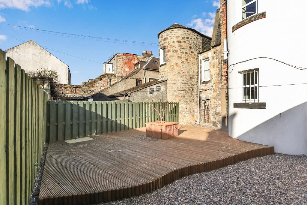 Main image of property: High Street, Musselburgh, East Lothian, EH21