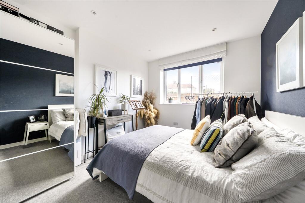 Apartment in London, Forestdale - More
