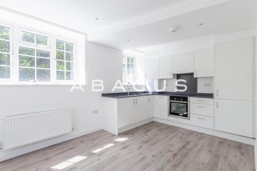 Hale Lane, Edgware, HA8 photo 3