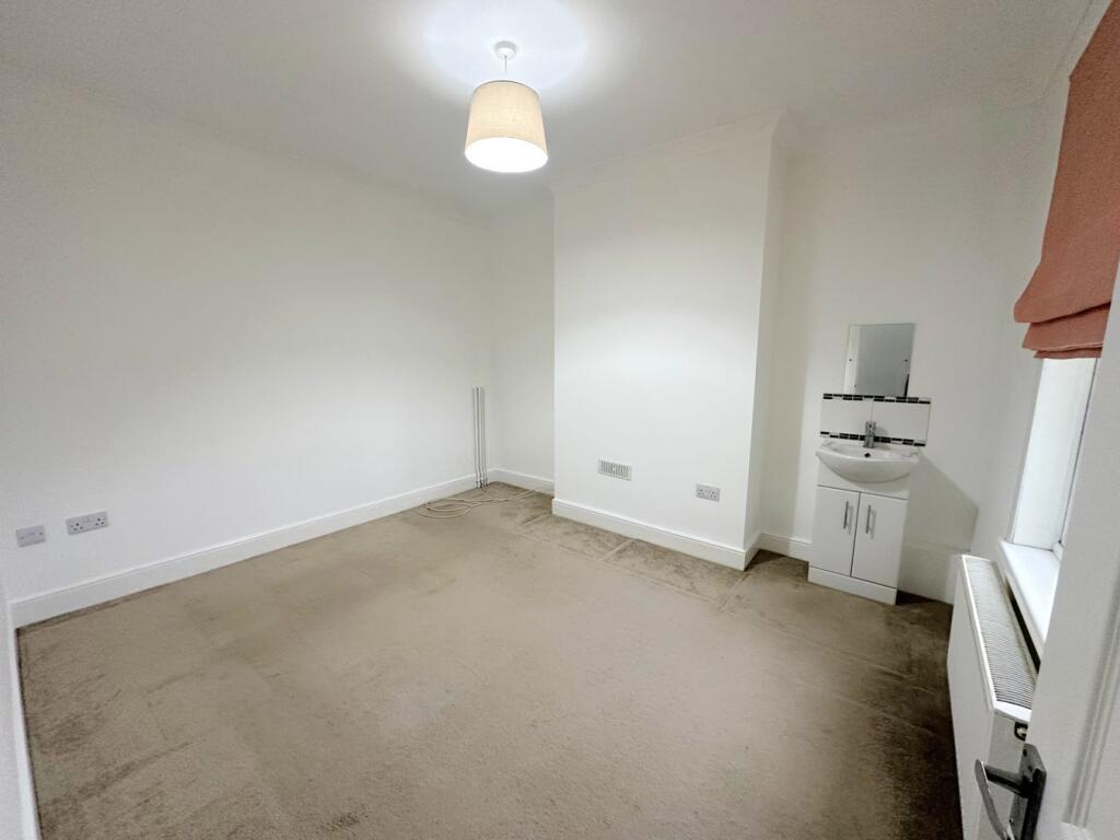 Apartment in St Leonards-on-sea, Silverhill - More
