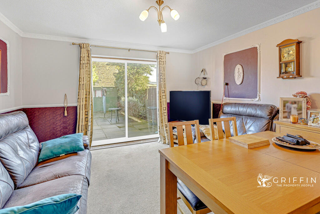Dryden Place, Tilbury, RM18 photo 2