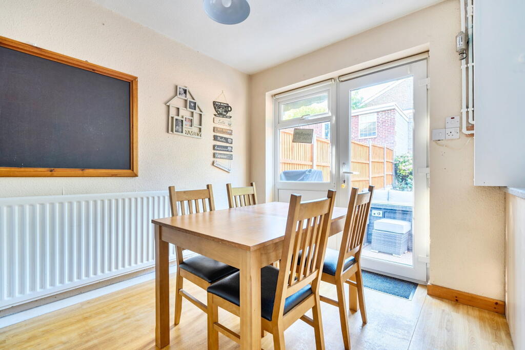 House in Gillingham, Parkwood - More