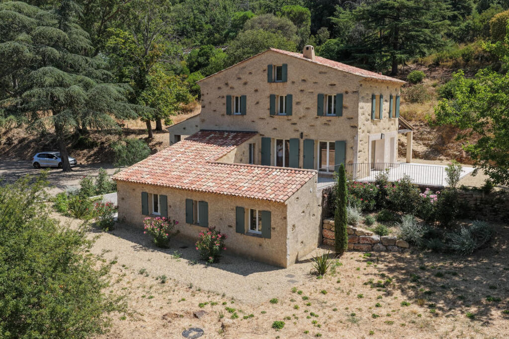 Main image of property: Provence-Alps-Cote d`Azur, Var, La Garde-Freinet