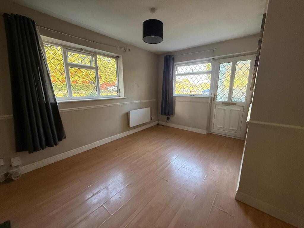 1 bedroom end of terrace house for rent