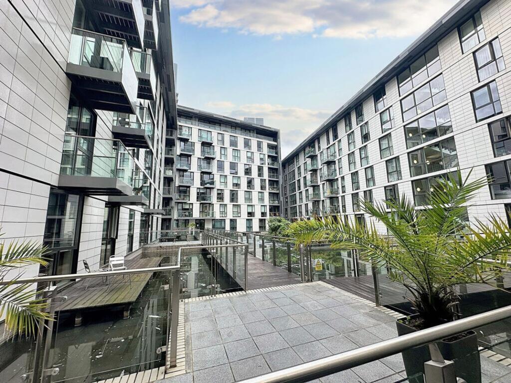 Main image of property: Times Square, London, E1