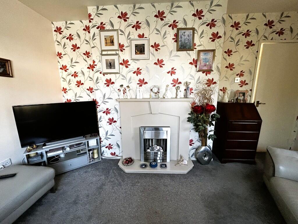 Walsall Road, Wednesbury, West Midlands, WS10 - View 3