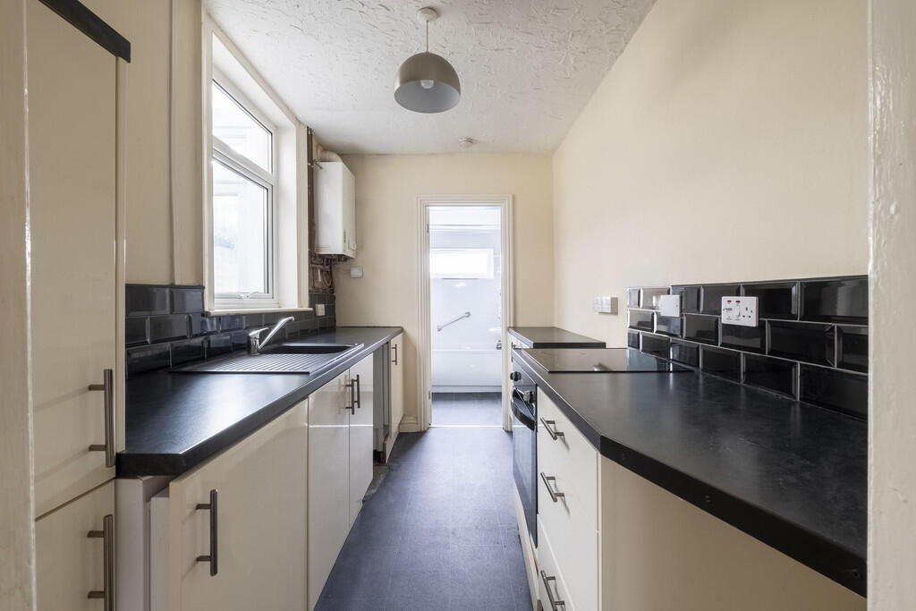 House in Great Yarmouth, Northgate - More